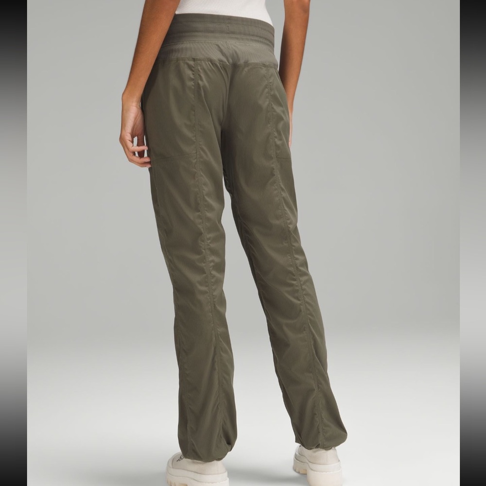 Lululemon Dance Studio Mid-Rise Pant Size 6